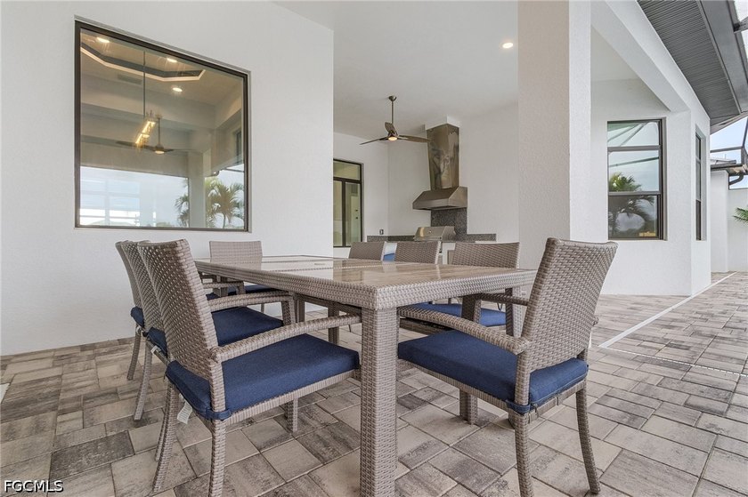 This 2023 custom-built masterpiece redefines luxury living - photo 30
