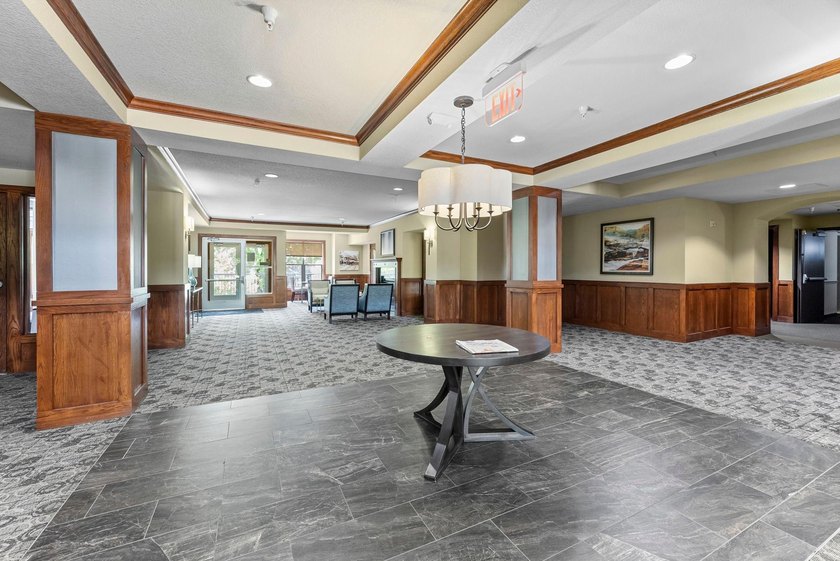 Welcome to easy, one-level living in the heart of Highland Park - photo 4