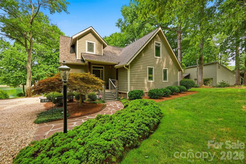 Beautiful waterfront home nestled just off Kiser Island Road - photo 2