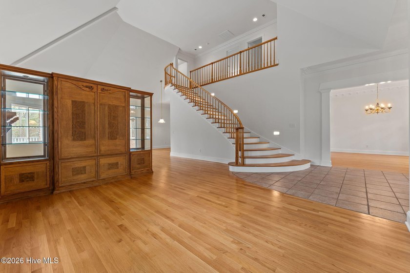 This beautiful brick executive residence is in the prestigious - photo 14