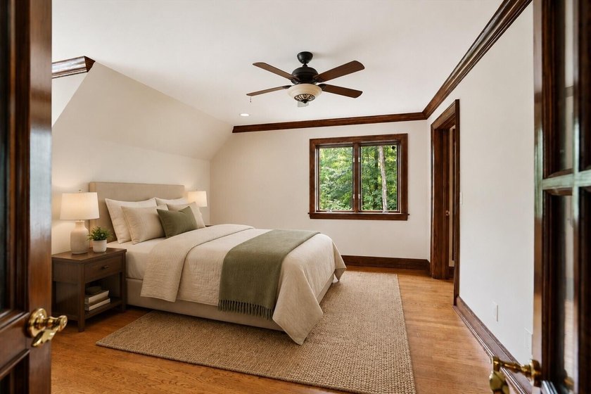 5 private wooded acres in the heart of Chenequa: this - photo 19