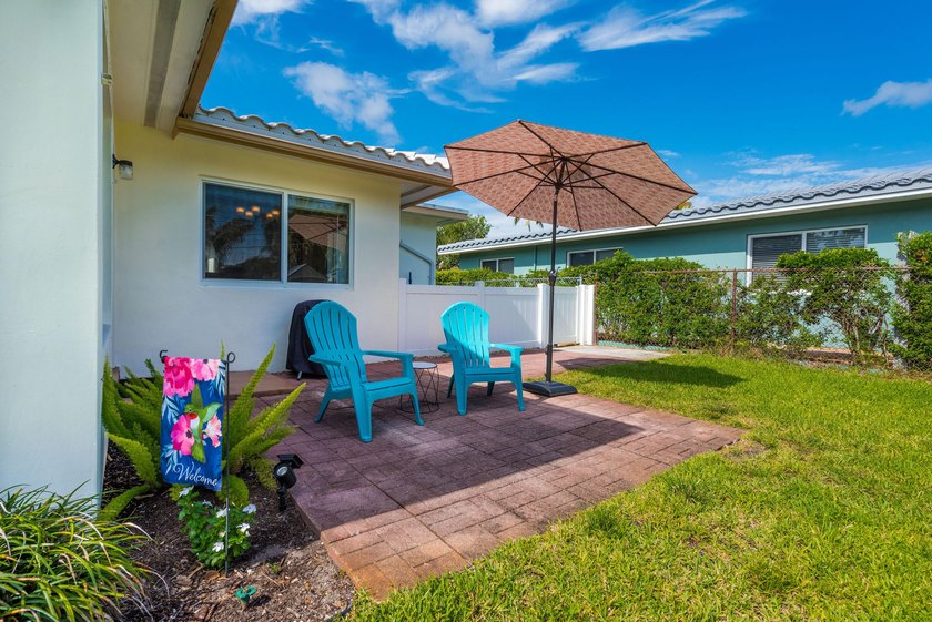 Welcome to Floranada Ridge! This 2-bedroom, 2-bath home offers 1 - photo 31