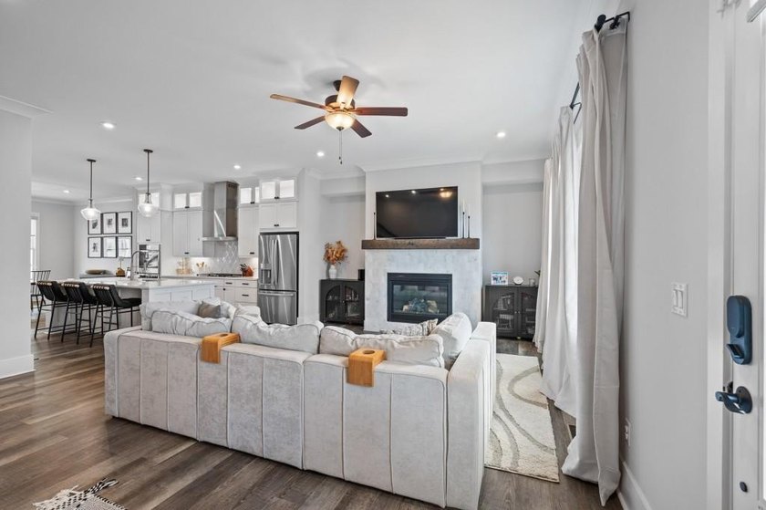 Welcome to one of Roswell's most desired communities, Canopy! - photo 4
