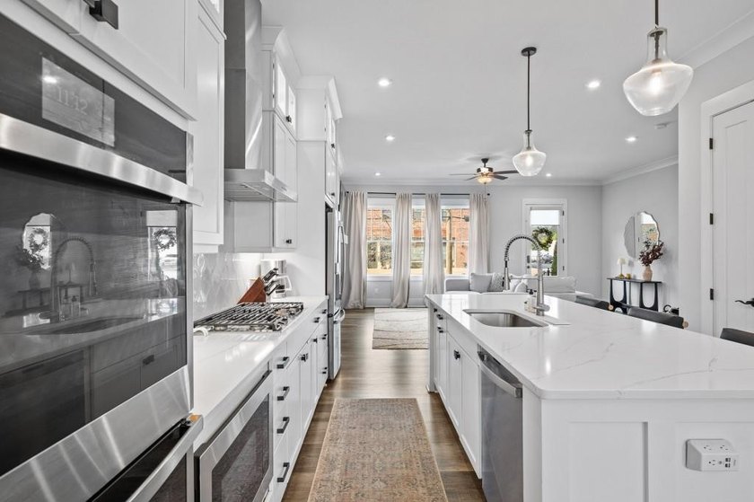 Welcome to one of Roswell's most desired communities, Canopy! - photo 8
