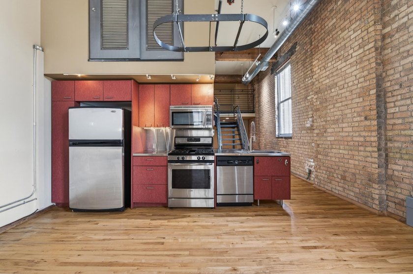 One of North Loop's finest, the 801 Washington Lofts! This - photo 11