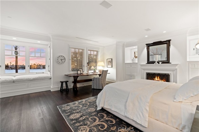 An exceptional opportunity to lease one of the most - photo 13