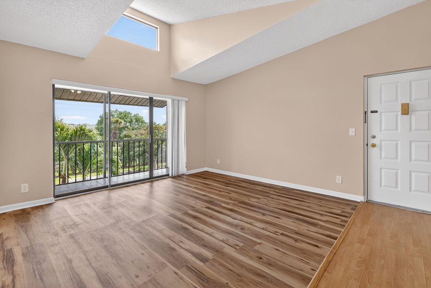 BEAUTIFUL 2/2 CONDO IN THE POPULAR PINE RIDGE NORTH II COMMUNITY - photo 13