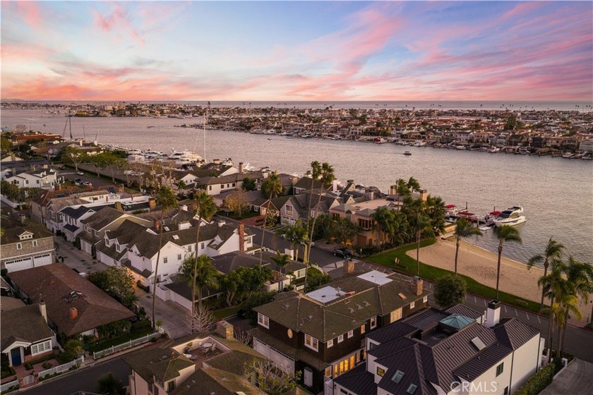 An exceptional opportunity to lease one of the most - photo 17