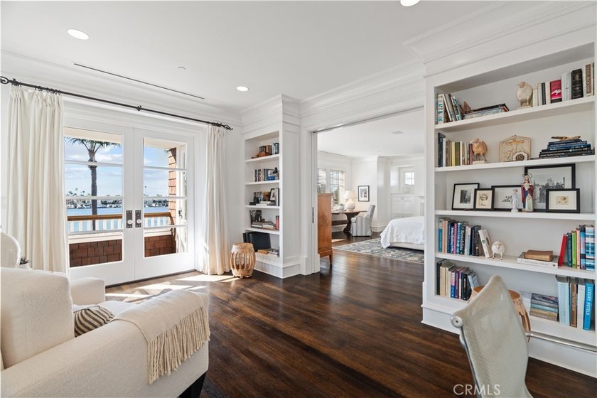 An exceptional opportunity to lease one of the most - photo 19