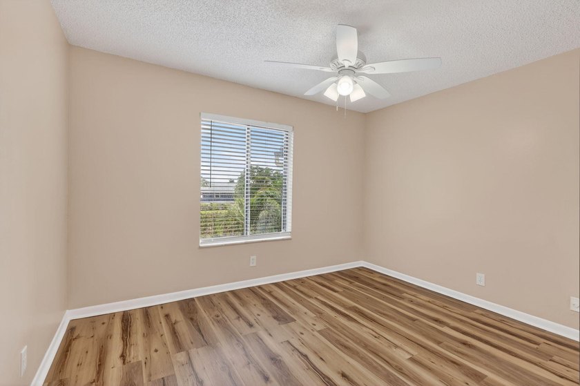 BEAUTIFUL 2/2 CONDO IN THE POPULAR PINE RIDGE NORTH II COMMUNITY - photo 22