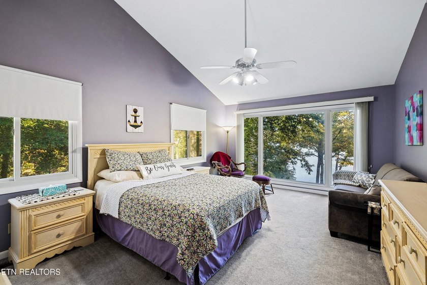 WELCOME TO YOUR BEAUTIFULLY MAINTAINED LAKEFRONT HOME. This - photo 33