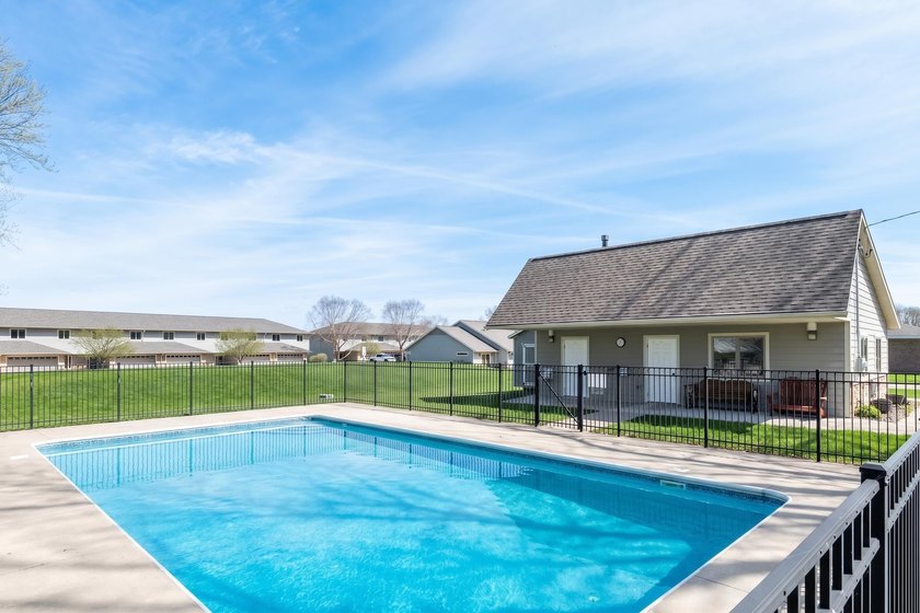 Set on the shores of Lake Puckaway, this exceptional condo - photo 37