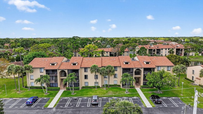 BEAUTIFUL 2/2 CONDO IN THE POPULAR PINE RIDGE NORTH II COMMUNITY - photo 41