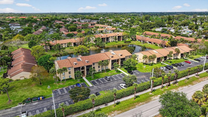 BEAUTIFUL 2/2 CONDO IN THE POPULAR PINE RIDGE NORTH II COMMUNITY - photo 45