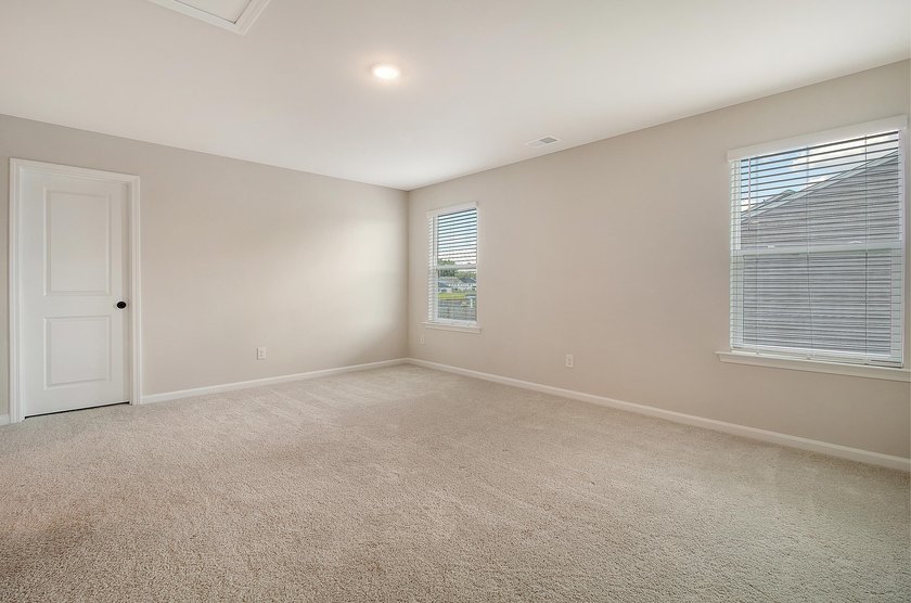 Proudly presenting this exceptional 4-bedroom, 2.5-bathroom home - photo 24