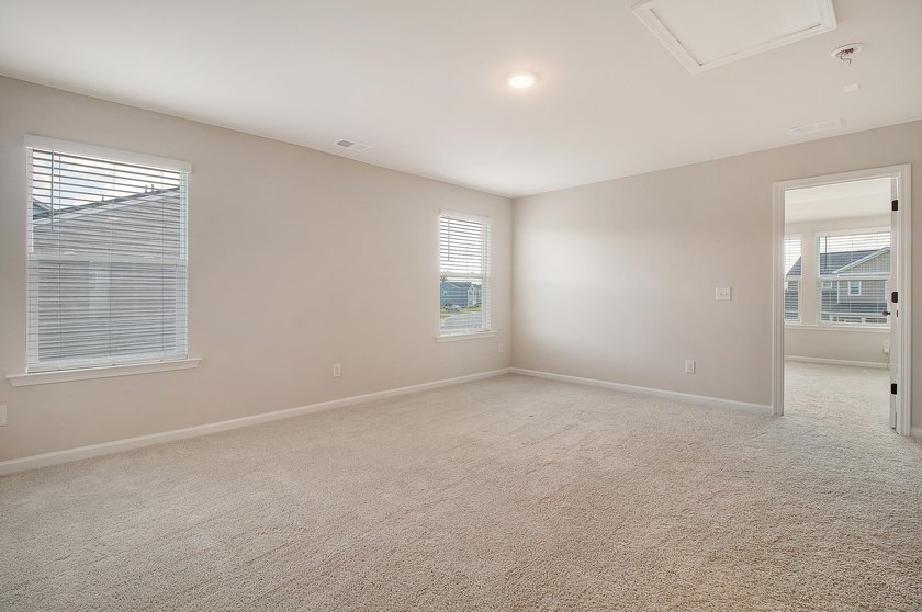 Proudly presenting this exceptional 4-bedroom, 2.5-bathroom home - photo 25
