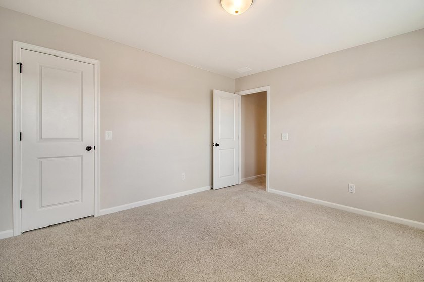 Proudly presenting this exceptional 4-bedroom, 2.5-bathroom home - photo 31