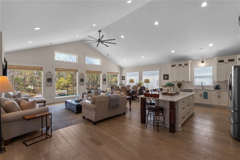 Like-New Lake Keowee Waterfront Home with Upgrades SOLD - photo 6