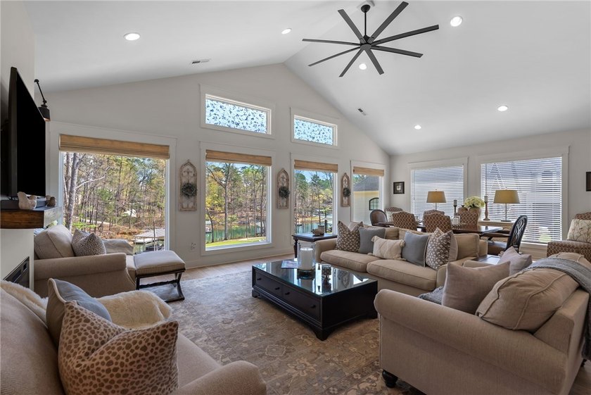 Like-New Lake Keowee Waterfront Home with Upgrades SOLD - photo 7