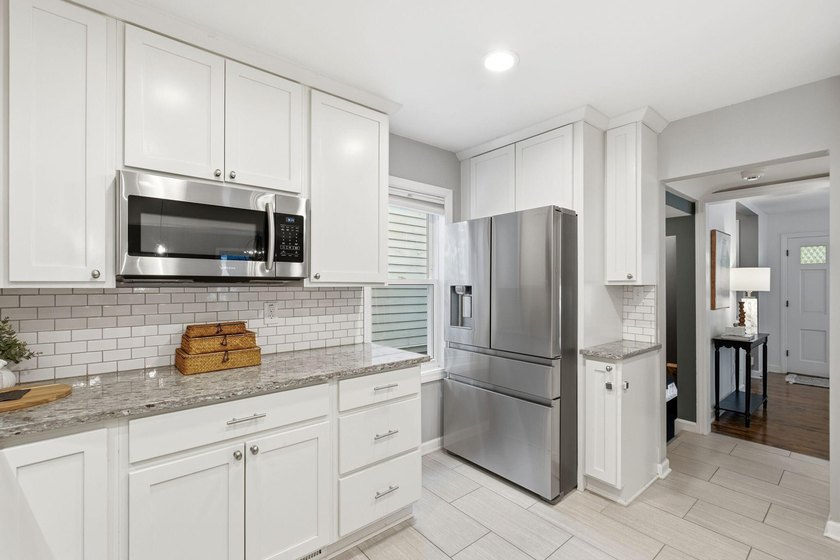 Premier Whitefish Bay location just steps from Silver Spring - photo 12