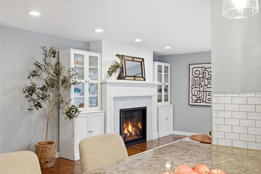Premier Whitefish Bay location just steps from Silver Spring - photo 17