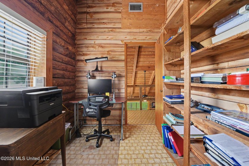 Embrace the Ultimate Country Lifestyle on 5+ Acres! Welcome home - photo 19
