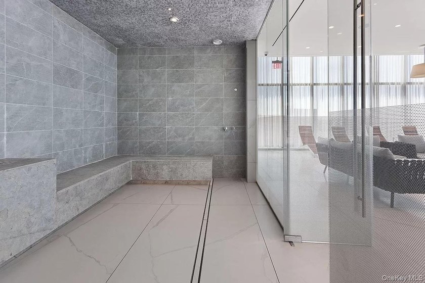 Welcome to this spacious rear-facing 1 Bedroom + Alcove, 1 - photo 5