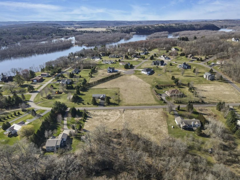Build your dream getaway on this beautiful 1+ acre lot with - photo 17