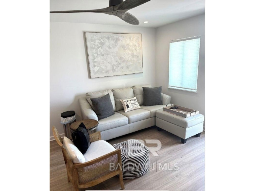 Wake up to breathtaking, unobstructed Gulf views in this - photo 3