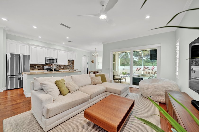 3BR+Den/2BA DiVosta built w/ heated pool in Abacoa's New Haven! - photo 18