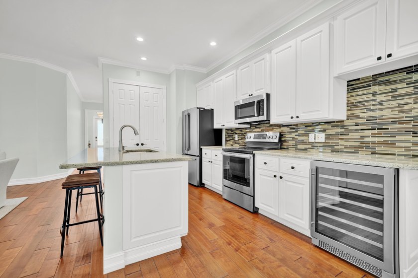 3BR+Den/2BA DiVosta built w/ heated pool in Abacoa's New Haven! - photo 21