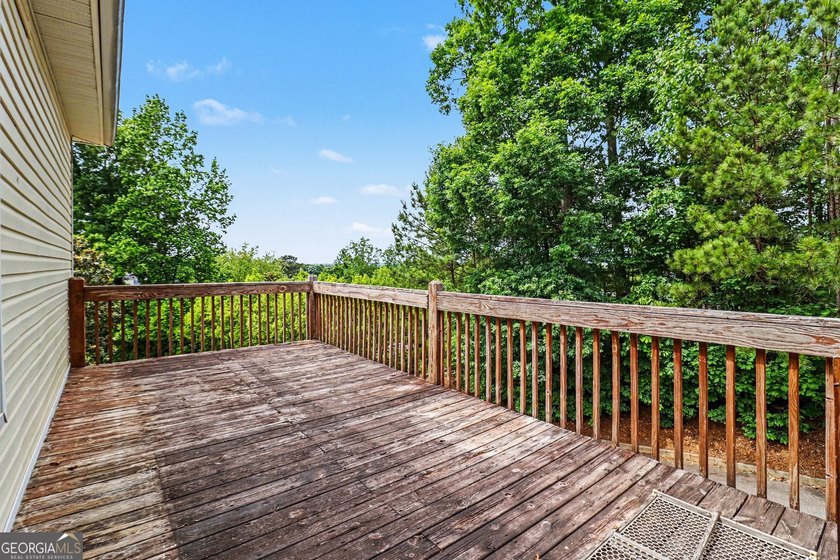 Welcome to 2685 Mariner Way, an updated, move-in-ready home - photo 25