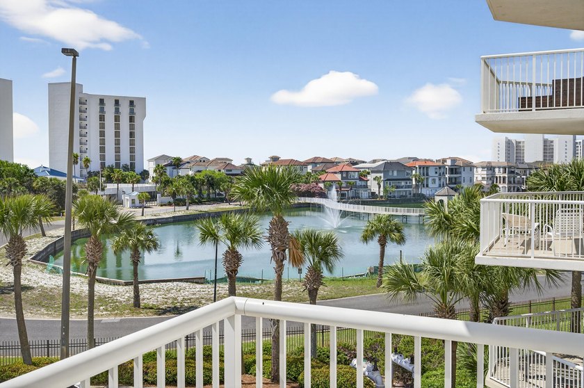 Let it be SUNSHINE - PRICED TO SELL! This beautifully maintained - photo 9