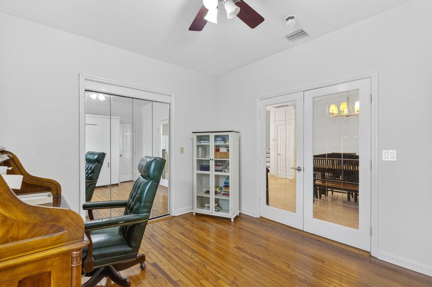 Gorgeous Rio Vista Residence! This coveted location and property - photo 27
