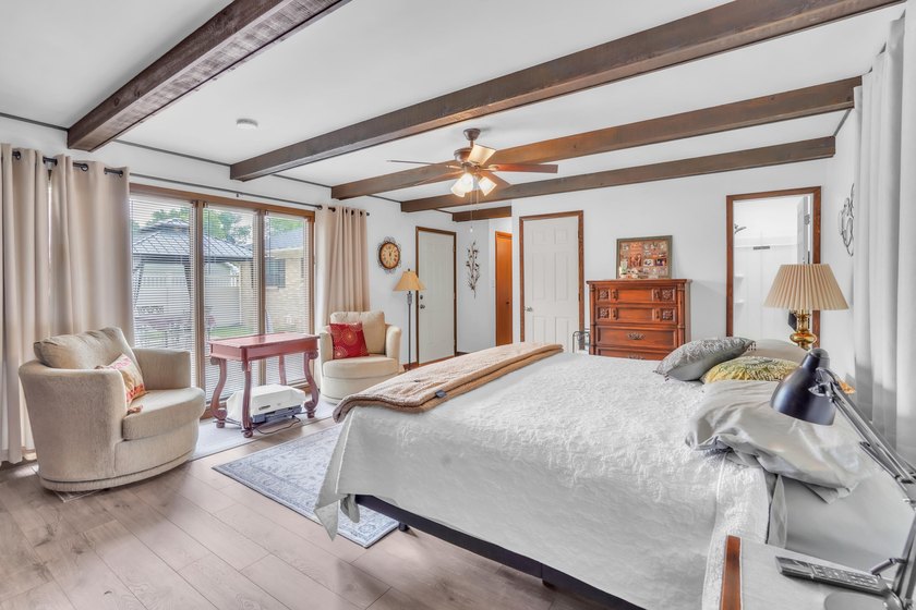 What an absolutely adorable, move-in ready home! From the moment - photo 28