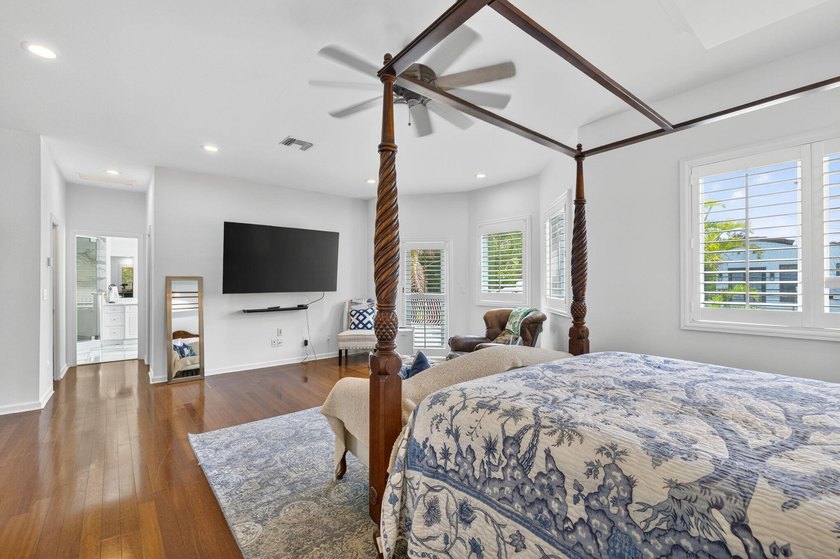Gorgeous Rio Vista Residence! This coveted location and property - photo 44