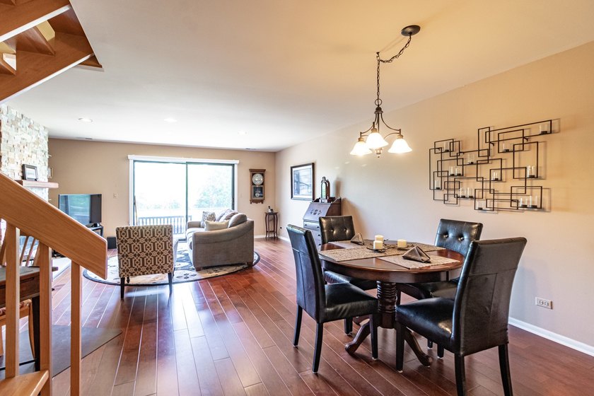 Welcome to this absolutely charming 2-bedroom, 2.1-bath townhome - photo 5