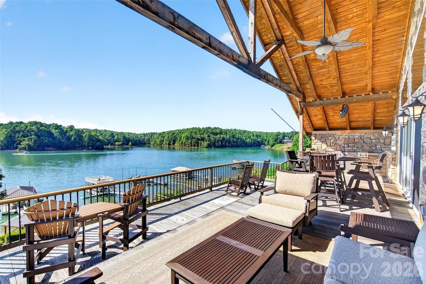 Tucked into the coveted Marion Lake Club community, this - photo 8