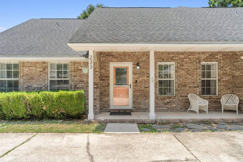 Welcome to Rocky Bayou Estates! This 3-bedroom, 2.5-bathroom - photo 4