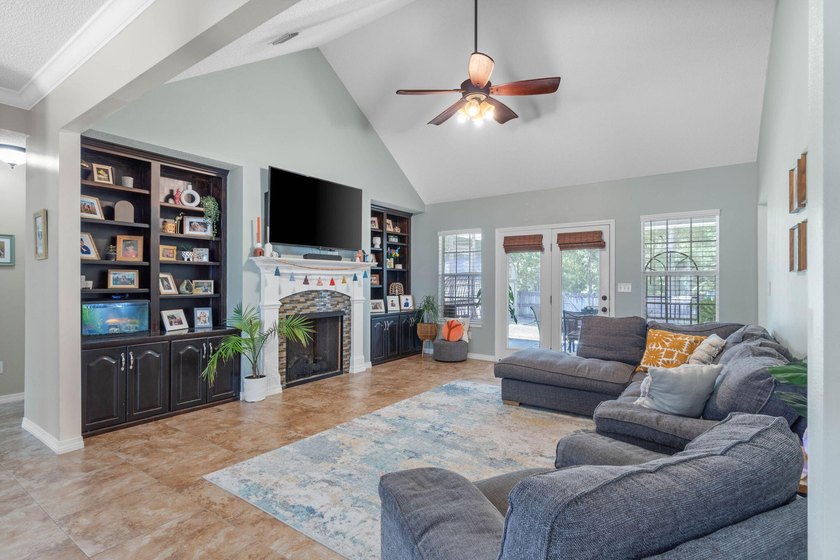 Welcome to Rocky Bayou Estates! This 3-bedroom, 2.5-bathroom - photo 10