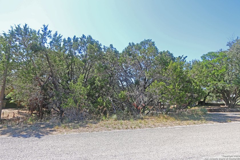 Discover the beauty of this property - Your Dream Home Awaits! - photo 3
