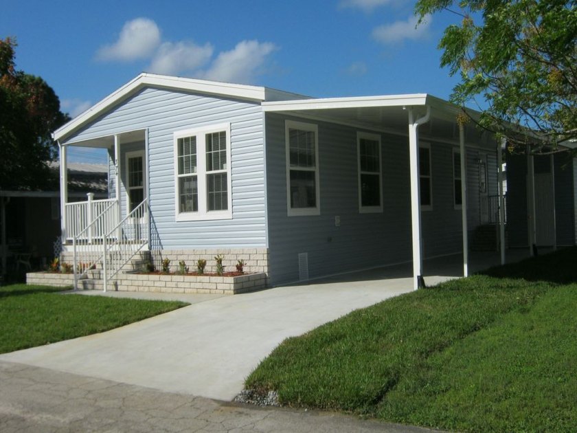 Welcome to Pickwick Village, a 55+ age-qualified active and - photo 2