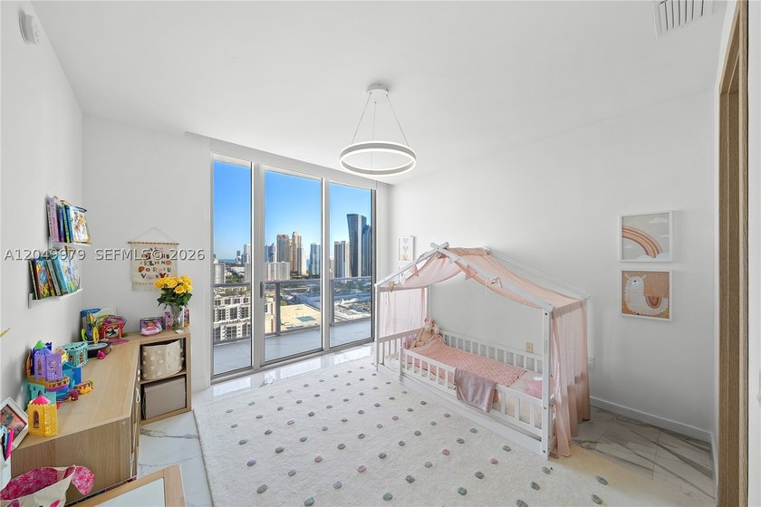 PRICED FOR IMMEDIATE SALE THE PENTHOUSE TOWER SUITE AT THE CROWN - photo 23
