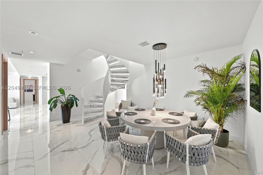 PRICED FOR IMMEDIATE SALE THE PENTHOUSE TOWER SUITE AT THE CROWN - photo 29