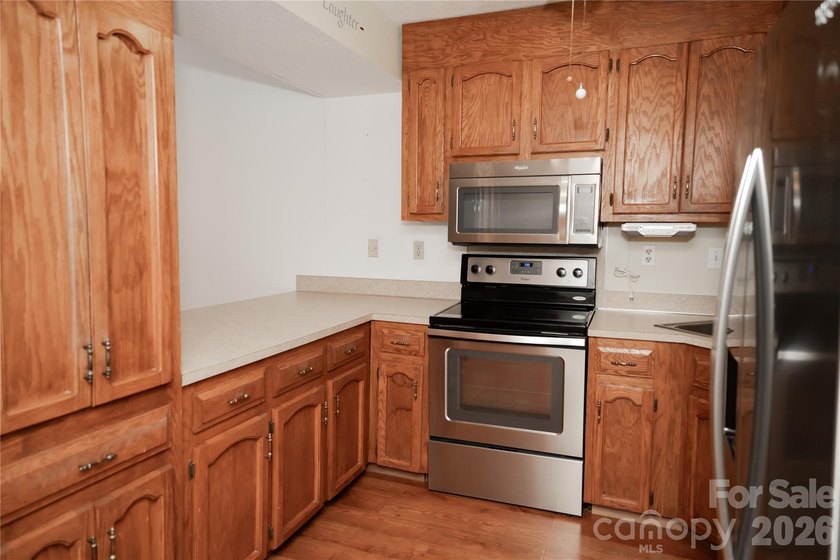 Exceptional value and low-maintenance living await at 100 Willow - photo 6