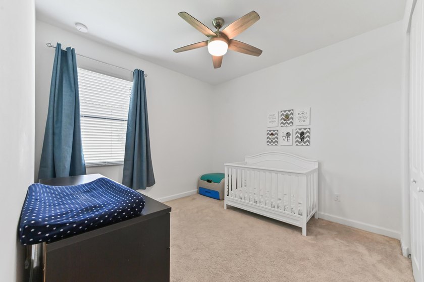 Welcome to this 4 bedroom, 2 bathroom with a private den/office - photo 17