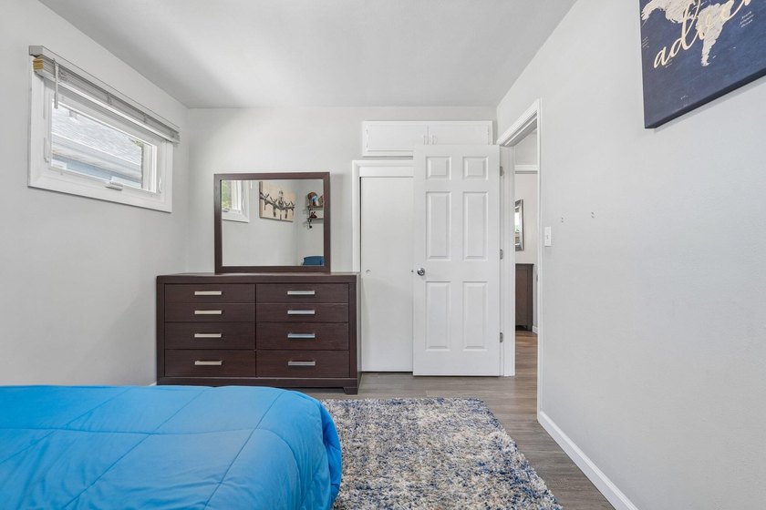 Welcome home to this impeccably maintained, low-maintenance - photo 18
