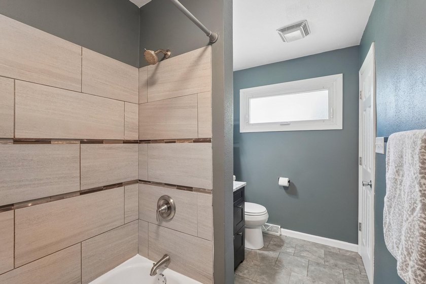 Welcome home to this impeccably maintained, low-maintenance - photo 22