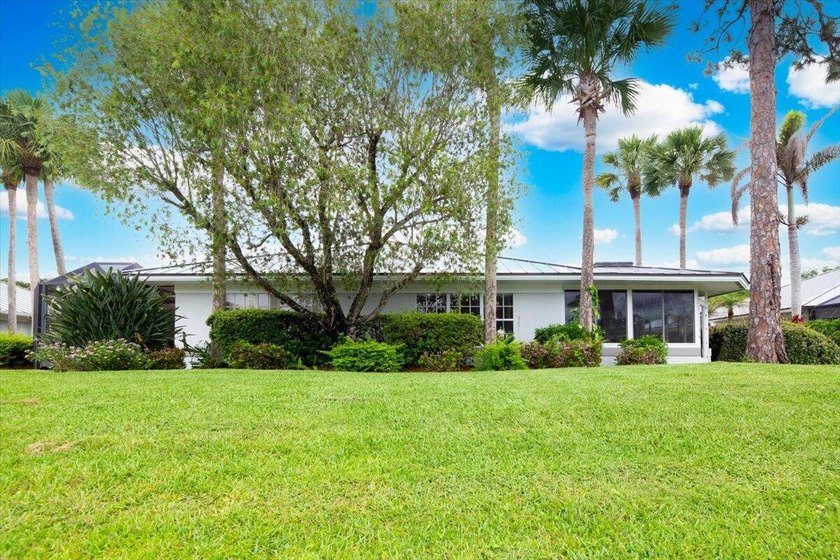 Great opportunity to own a one-story, true 3-bedroom villa in - photo 40