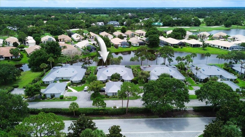 Great opportunity to own a one-story, true 3-bedroom villa in - photo 46